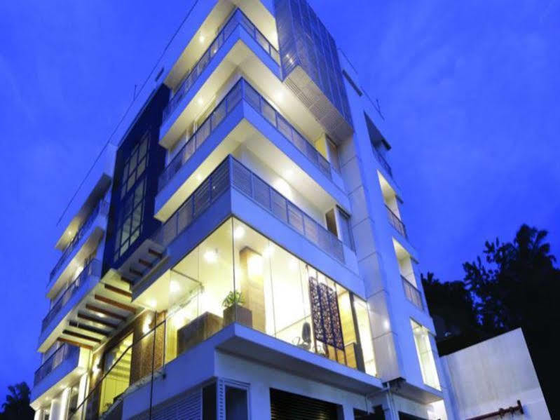 Hotel Park Residency, Kakkanad Коччи Экстерьер фото